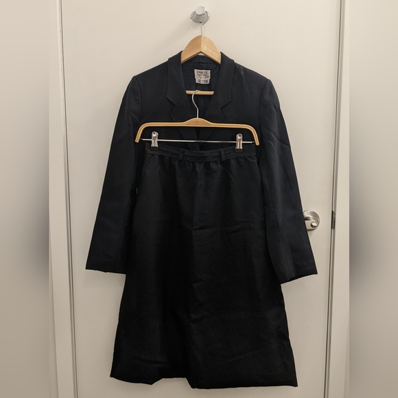 VINTAGE 100% wool navy blue midi skirt suit blazer set, sz 8 (fits S) - Picture 1 of 9